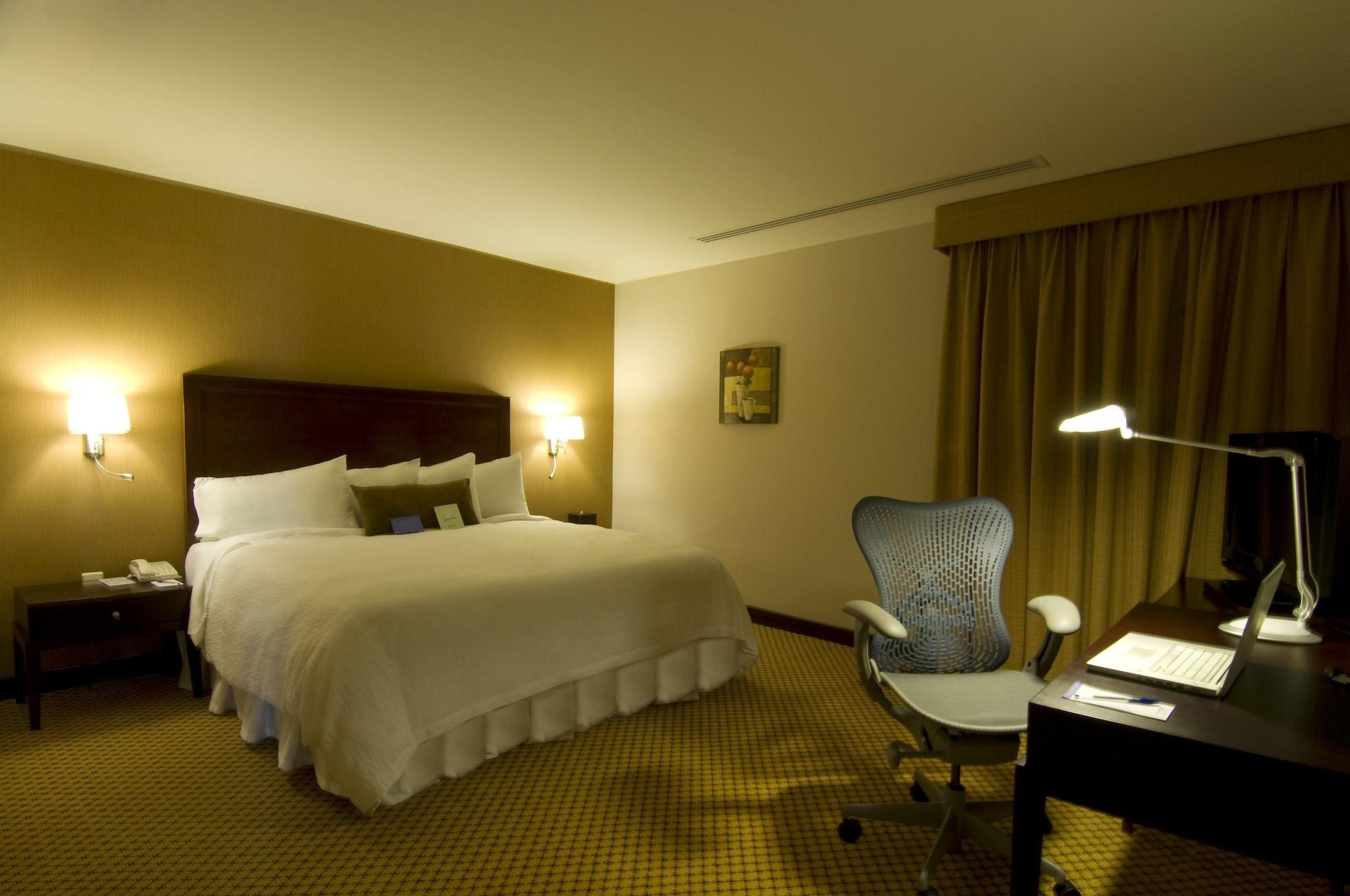 Hilton Garden Inn Riyadh Olaya מראה חיצוני תמונה