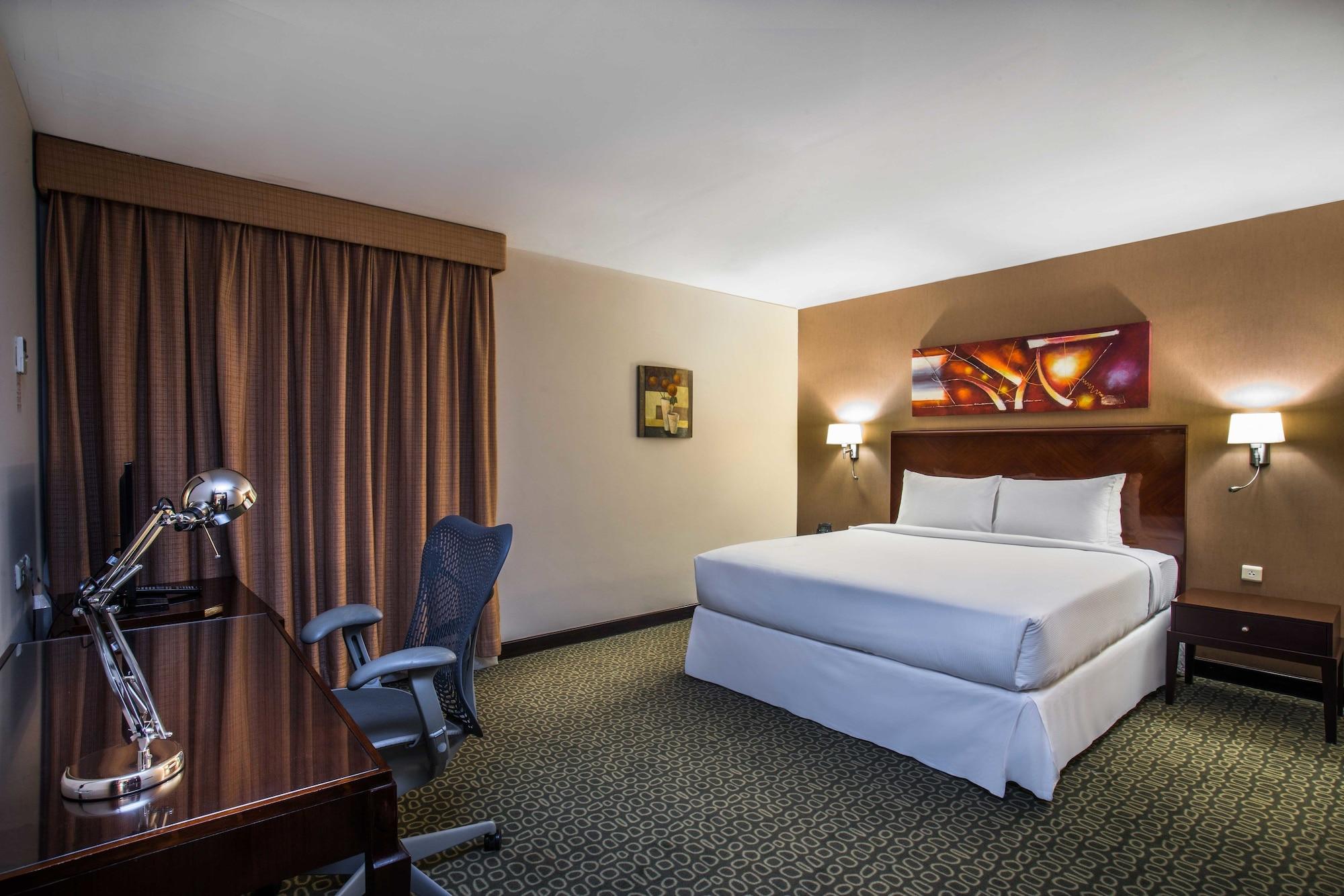 Hilton Garden Inn Riyadh Olaya מראה חיצוני תמונה