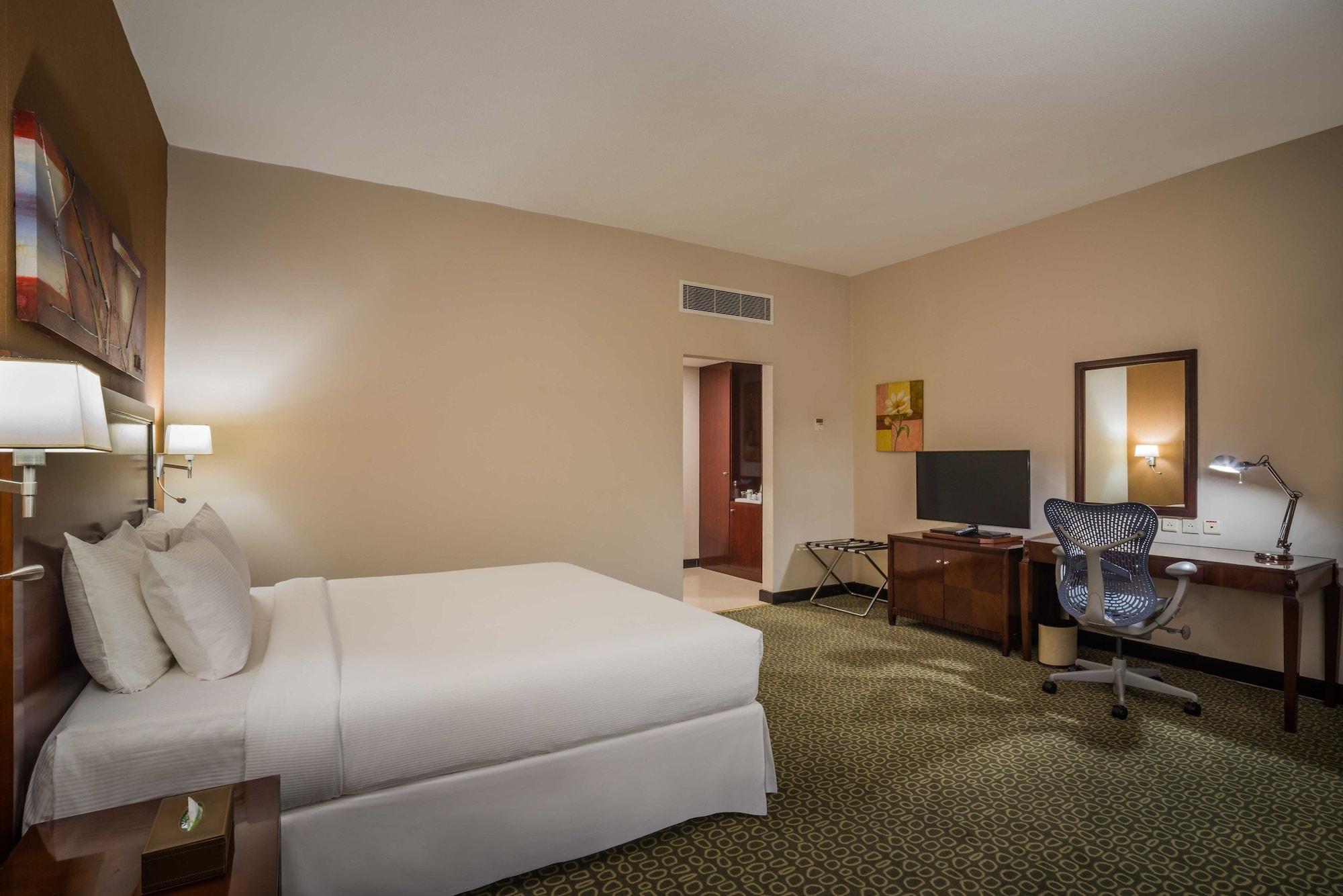 Hilton Garden Inn Riyadh Olaya מראה חיצוני תמונה