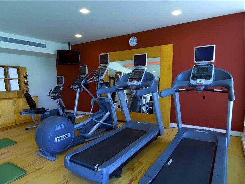 Hilton Garden Inn Riyadh Olaya מראה חיצוני תמונה