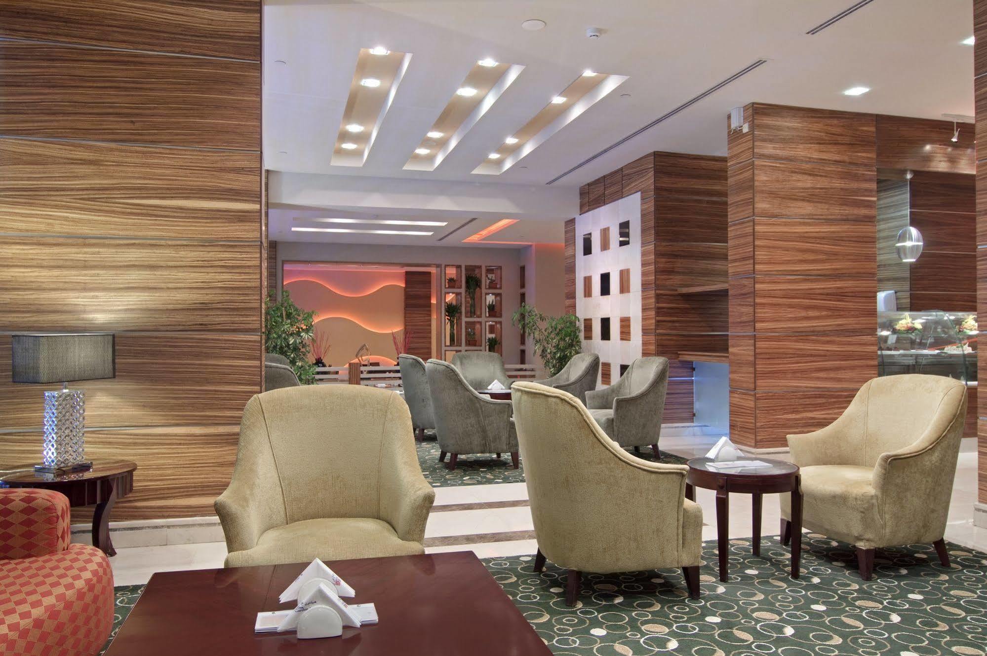 Hilton Garden Inn Riyadh Olaya מראה פנימי תמונה