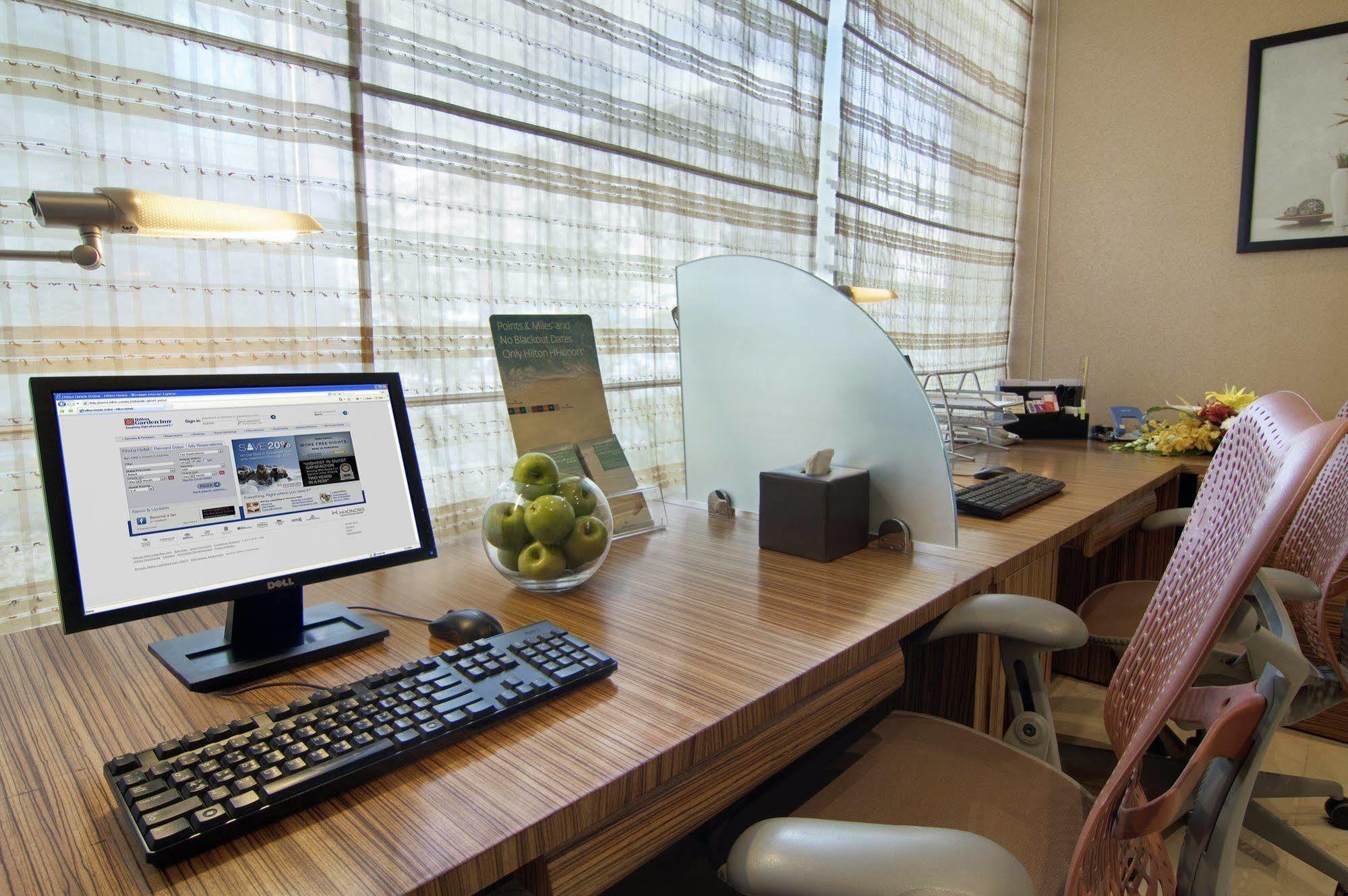 Hilton Garden Inn Riyadh Olaya עסק תמונה